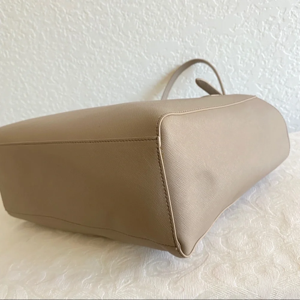 Tory Burch Beige Saffiano leather Tote